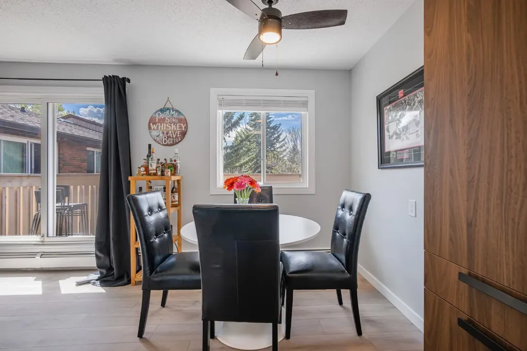 11620 Elbow Drive SW Calgary AB T2W 3L6