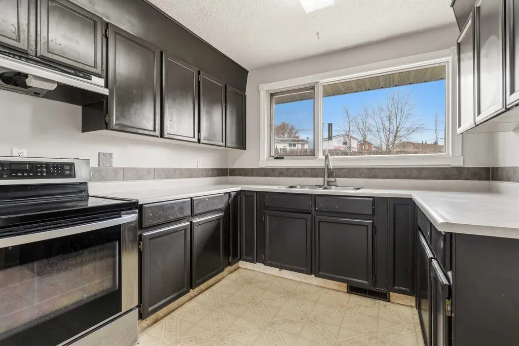 5411 Fir Crescent Swan Hills AB T0G 2C0