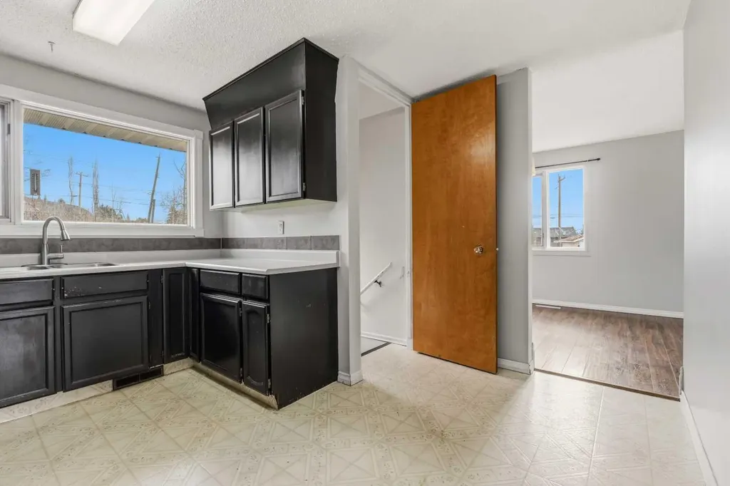 5411 Fir Crescent Swan Hills AB T0G 2C0