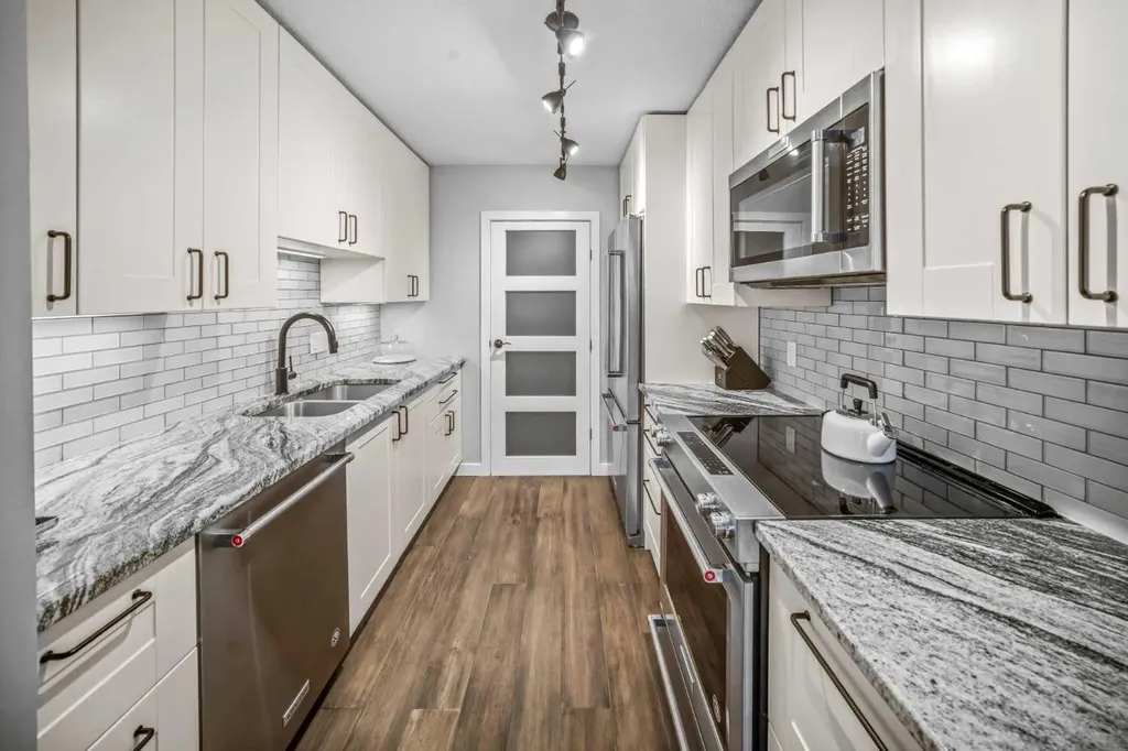 1205 Cameron Avenue SW Calgary AB T2T0K8