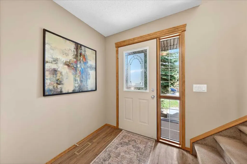 152 Chapman Close SE Calgary AB T2X 3V7