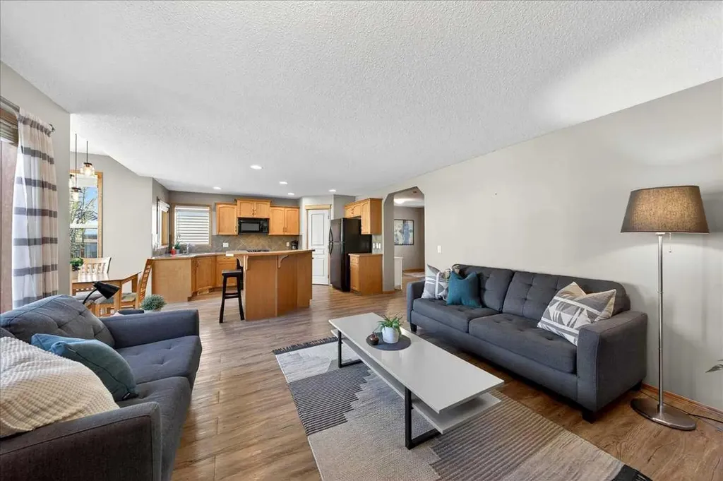 152 Chapman Close SE Calgary AB T2X 3V7