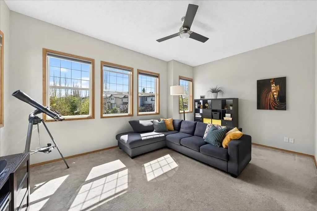 152 Chapman Close SE Calgary AB T2X 3V7