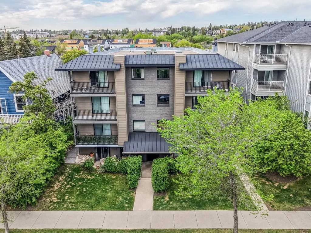1719 11 Avenue SW Calgary AB T3C 0N5