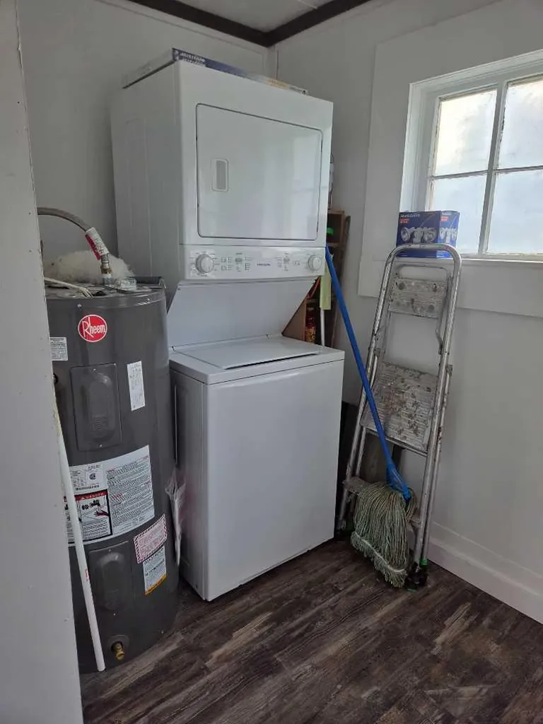 206 1 Avenue E Foremost AB T0K 0X0