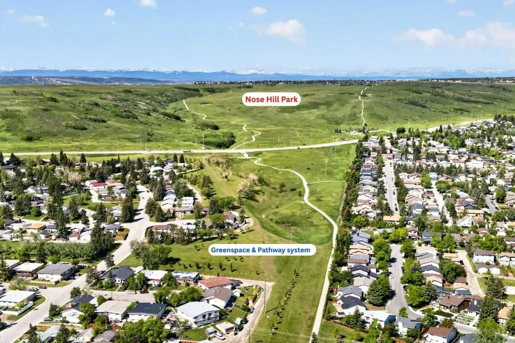 740 Hunterston Crescent NW Calgary AB T2K 4N2
