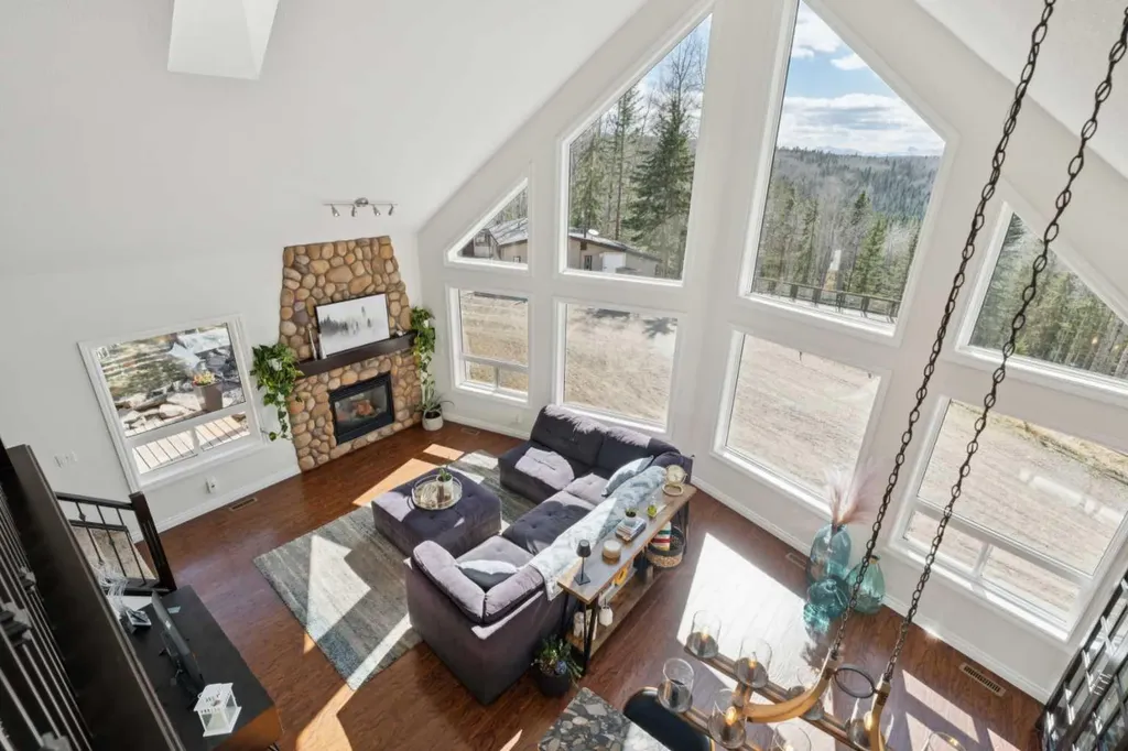 5413 Highway 579 Rural Mountain View County AB T0M 2E0