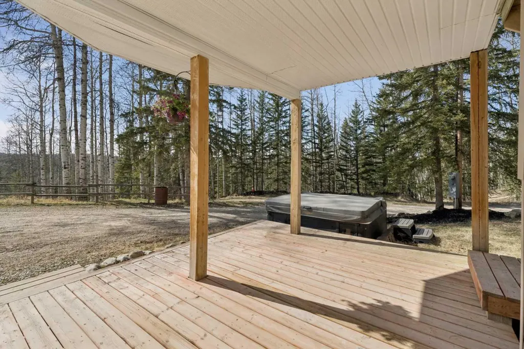 5413 Highway 579 Rural Mountain View County AB T0M 2E0