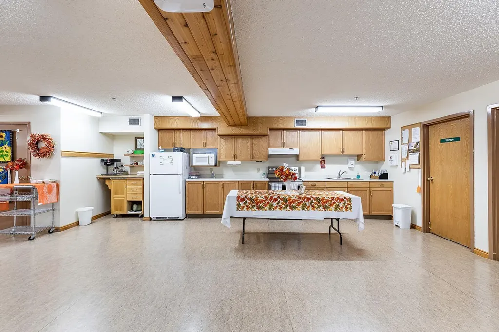 3021 13 Avenue SE Medicine Hat AB T1B 4E2