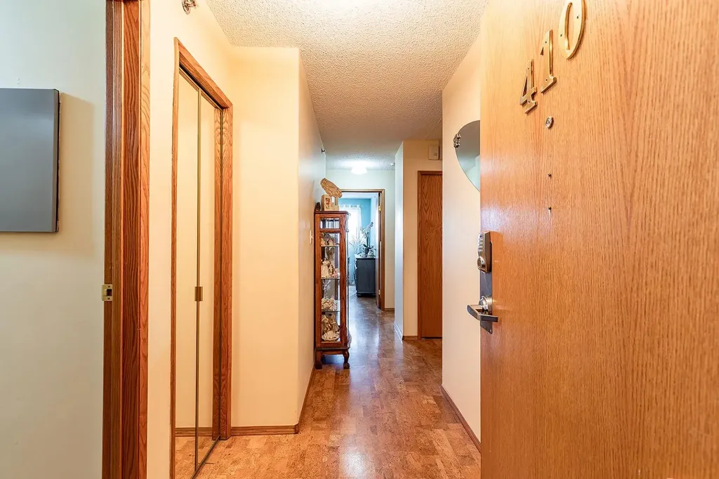3021 13 Avenue SE Medicine Hat AB T1B 4E2