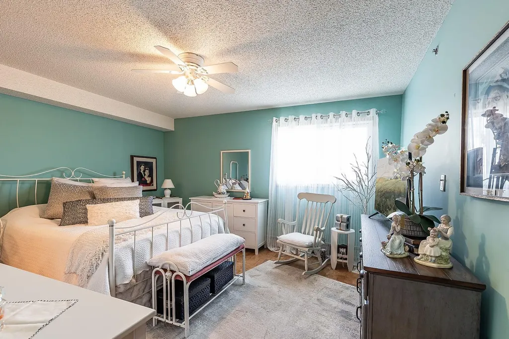 3021 13 Avenue SE Medicine Hat AB T1B 4E2