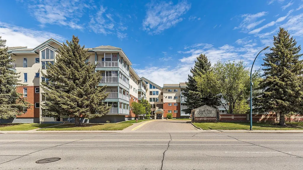 3021 13 Avenue SE Medicine Hat AB T1B 4E2
