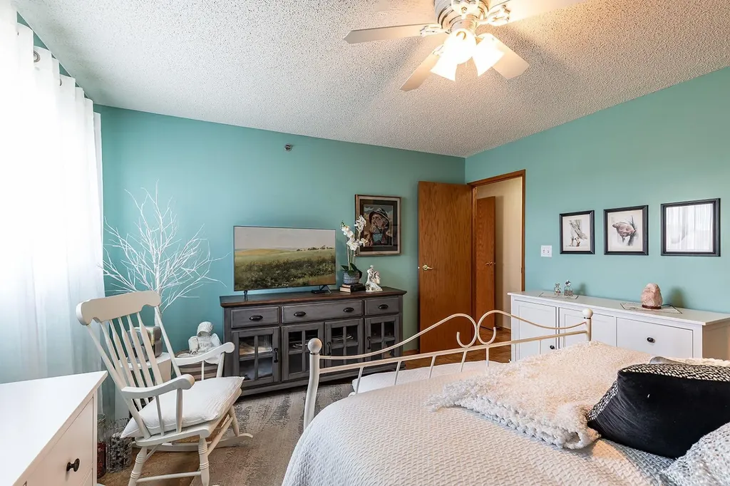 3021 13 Avenue SE Medicine Hat AB T1B 4E2