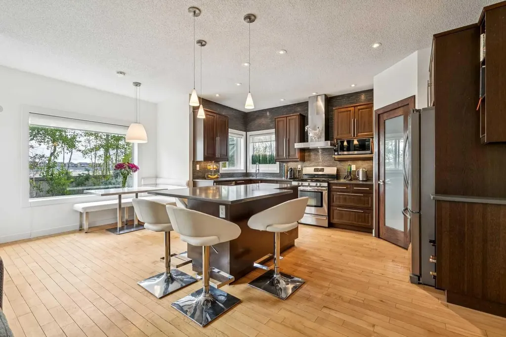 55 Wentworth Manor SW Calgary AB T3H 5K5