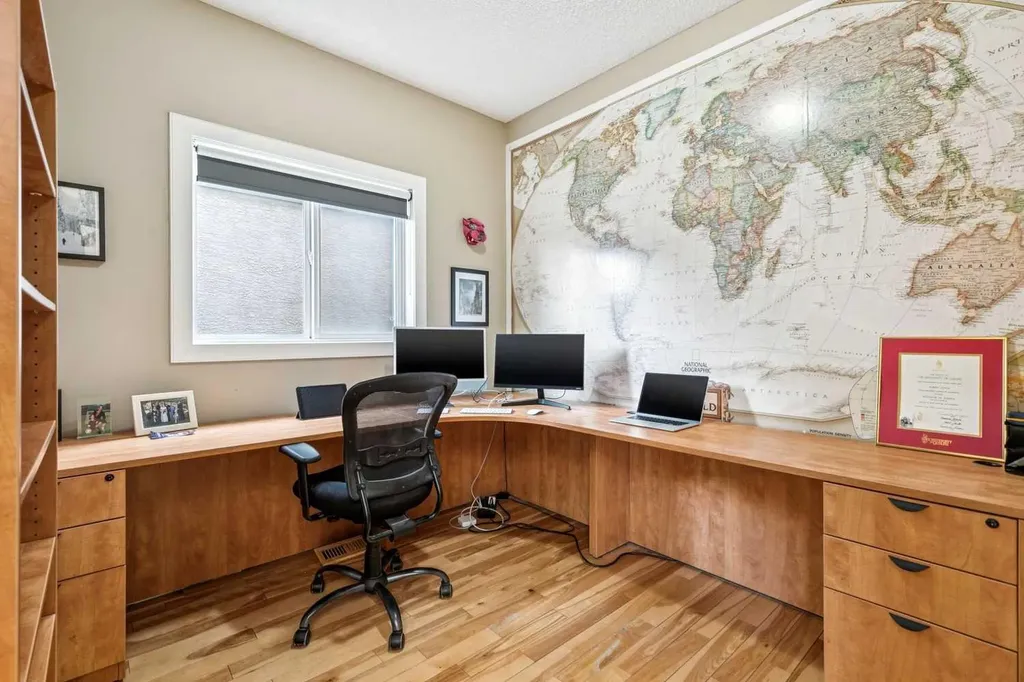 55 Wentworth Manor SW Calgary AB T3H 5K5