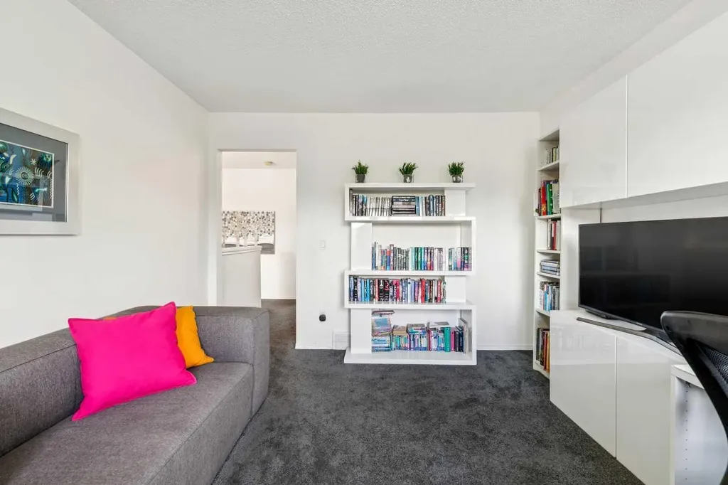 55 Wentworth Manor SW Calgary AB T3H 5K5