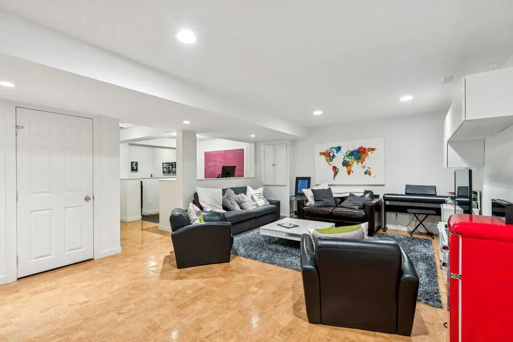 55 Wentworth Manor SW Calgary AB T3H 5K5
