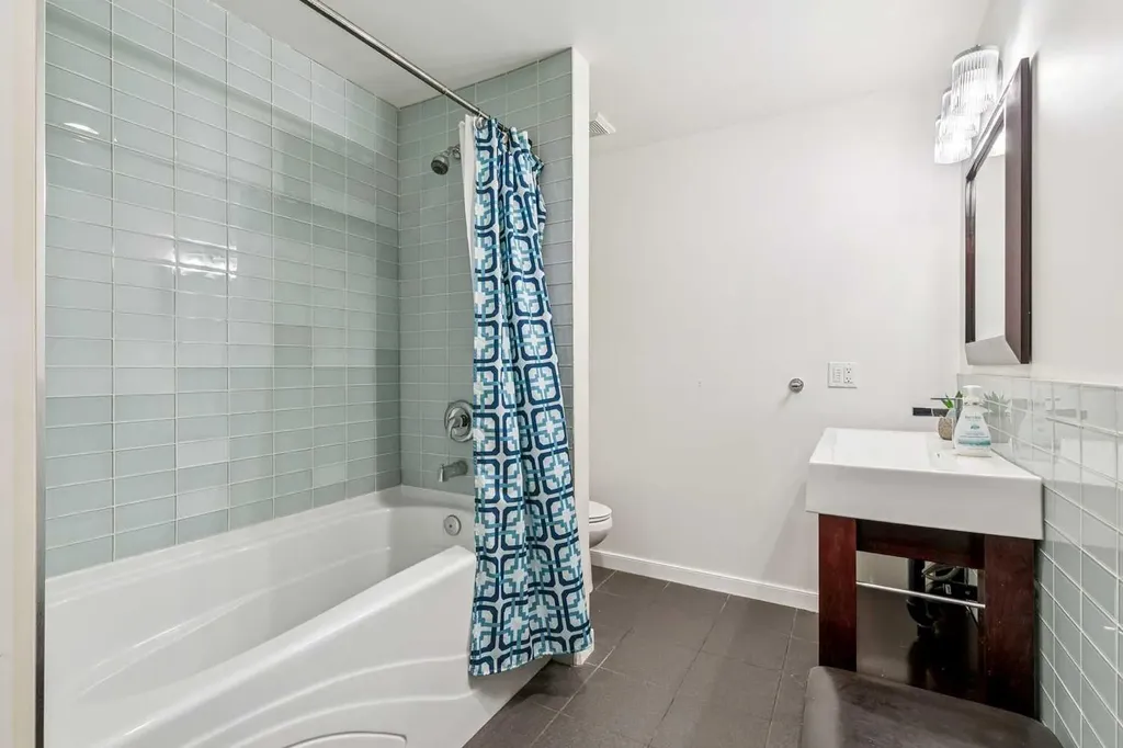 55 Wentworth Manor SW Calgary AB T3H 5K5