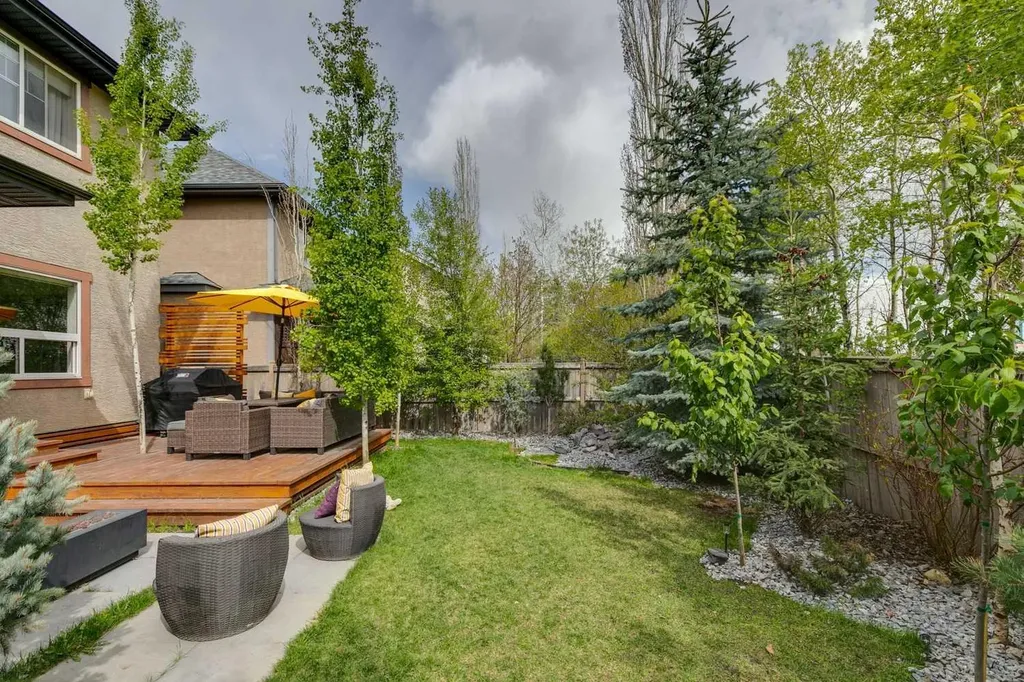 55 Wentworth Manor SW Calgary AB T3H 5K5