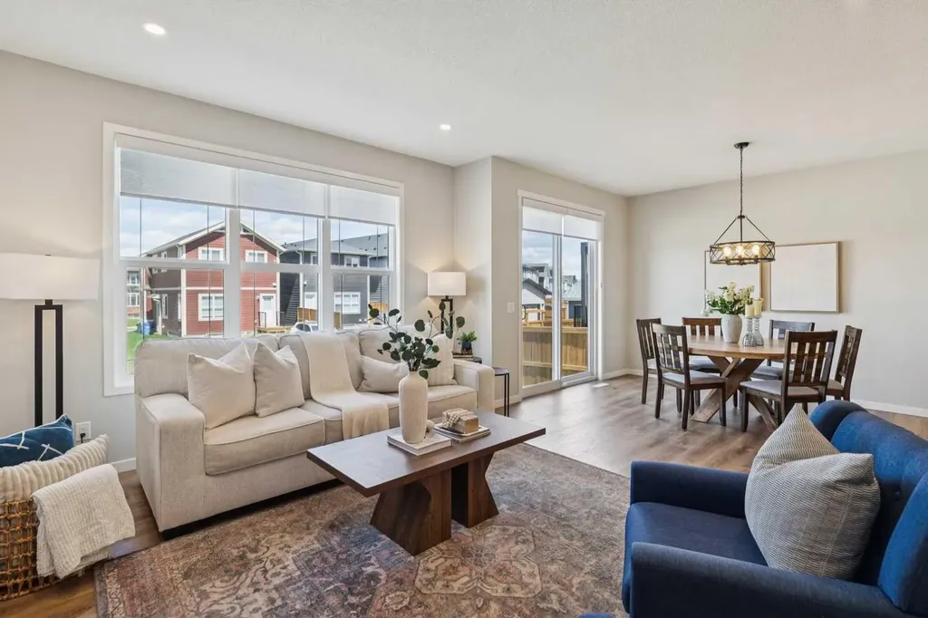 437 Magnolia Way SE Calgary AB T3m 3T5