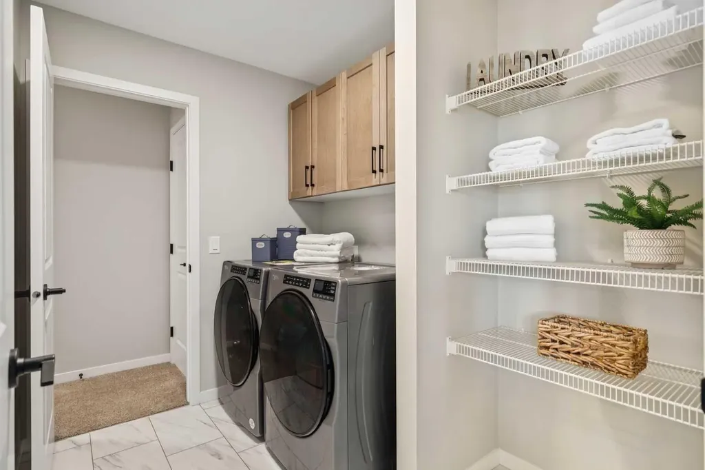 437 Magnolia Way SE Calgary AB T3m 3T5