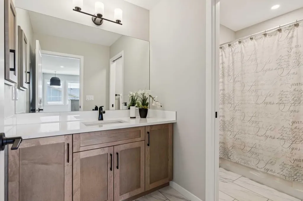 437 Magnolia Way SE Calgary AB T3m 3T5