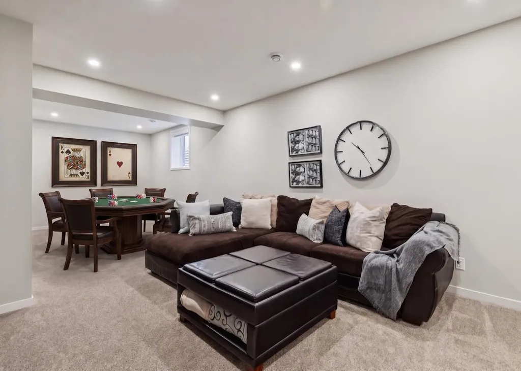 437 Magnolia Way SE Calgary AB T3m 3T5