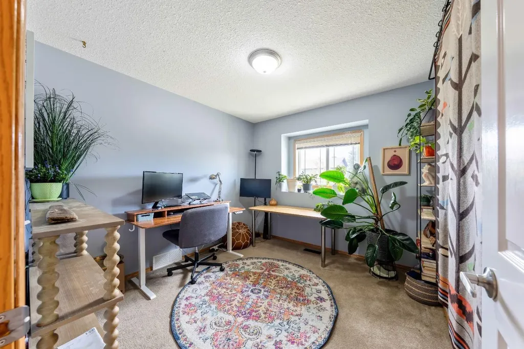 1721 Strathcona Place Strathmore AB T1P1T1