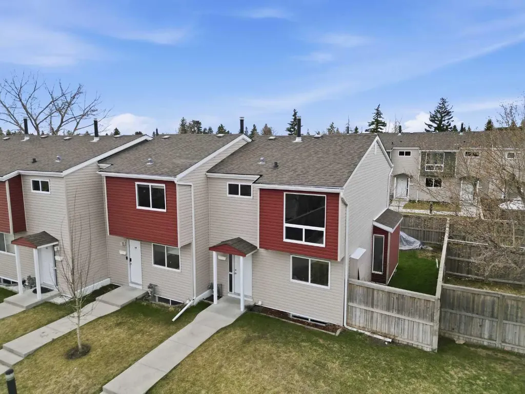 5425 Pensacola Crescent SE Calgary AB T2A2G5