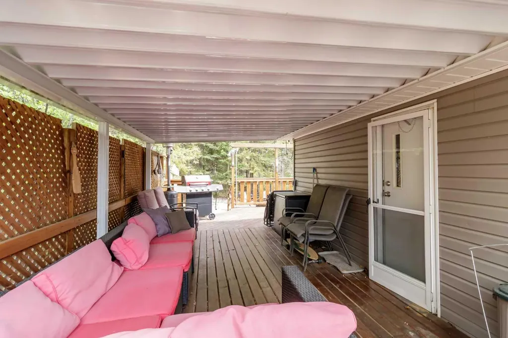 10046 Township Road 422 Rural Ponoka County AB T0C 2J0