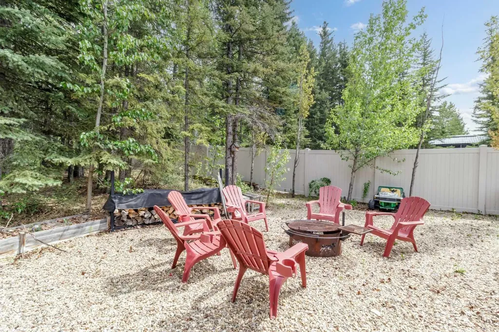 10046 Township Road 422 Rural Ponoka County AB T0C 2J0