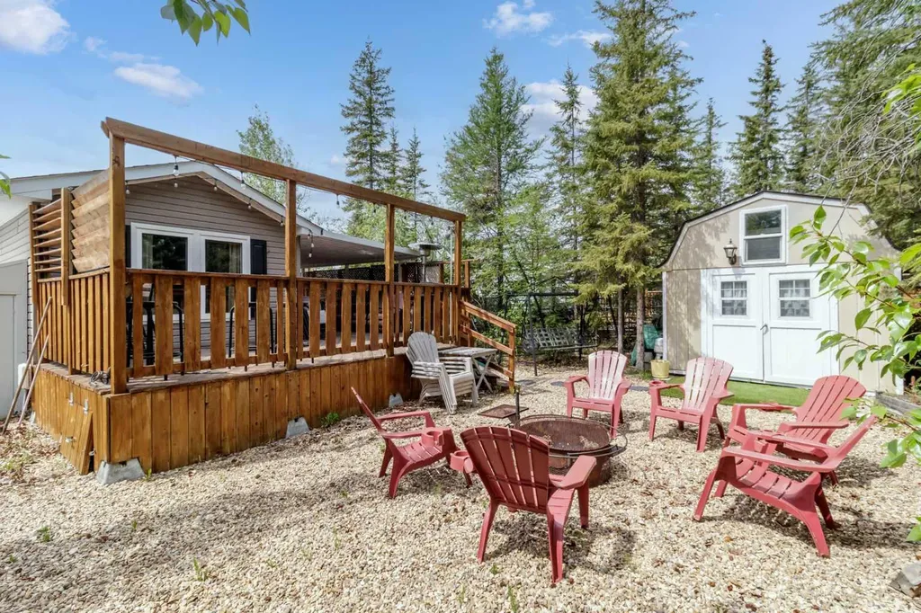 10046 Township Road 422 Rural Ponoka County AB T0C 2J0