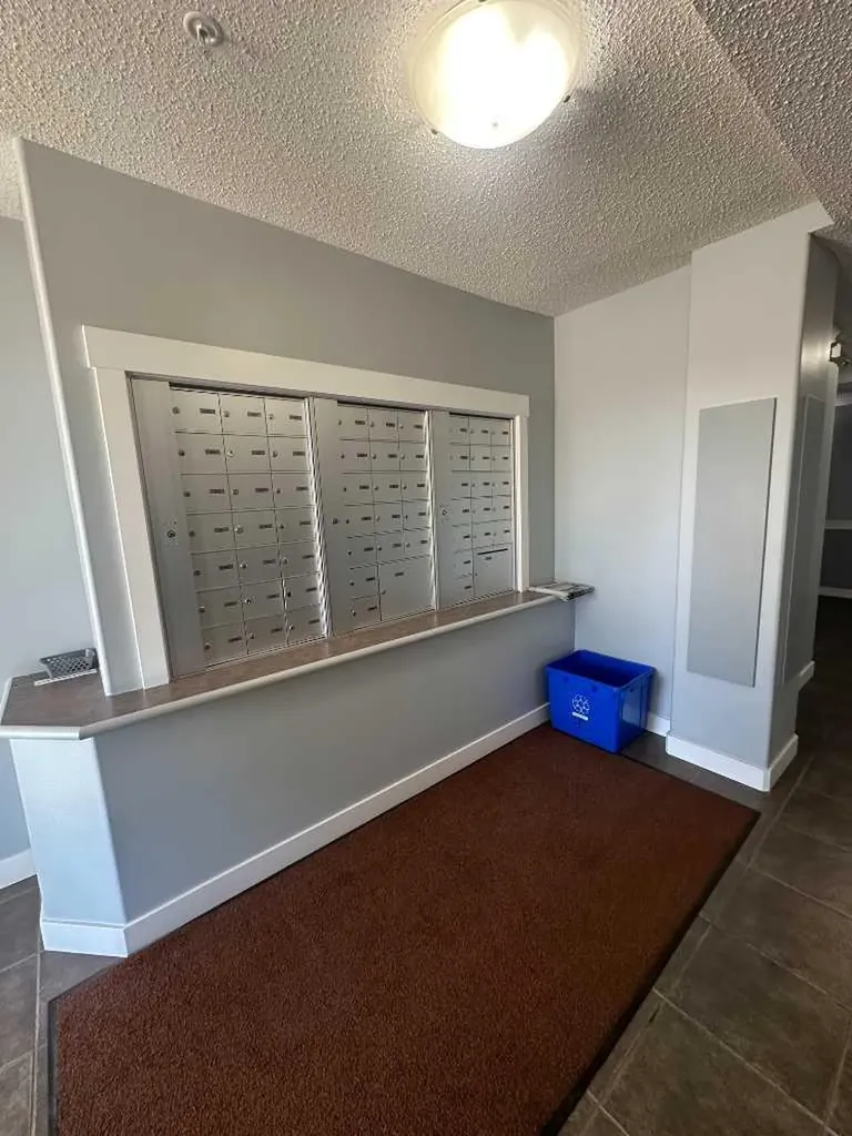 204 17 Street E Brooks AB T1R 1R1