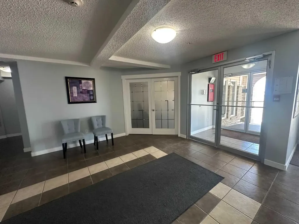 204 17 Street E Brooks AB T1R 1R1