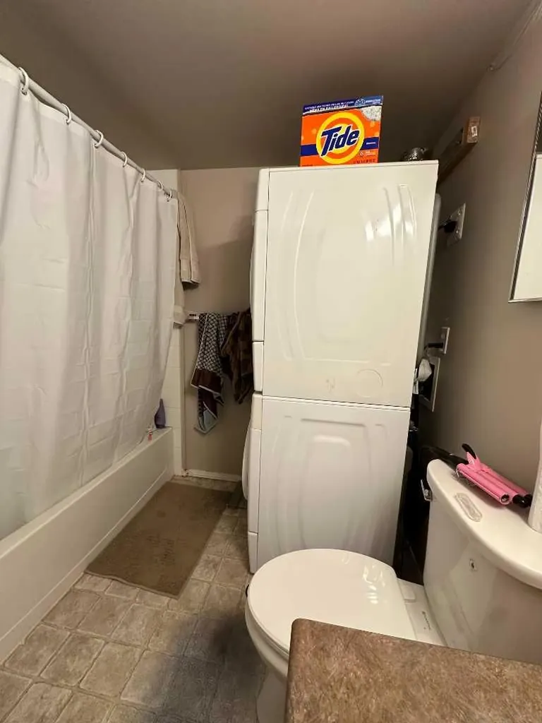 204 17 Street E Brooks AB T1R 1R1