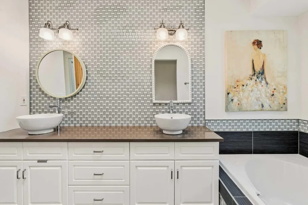 147 Hamptons Heath NW Calgary AB T3A 5E8