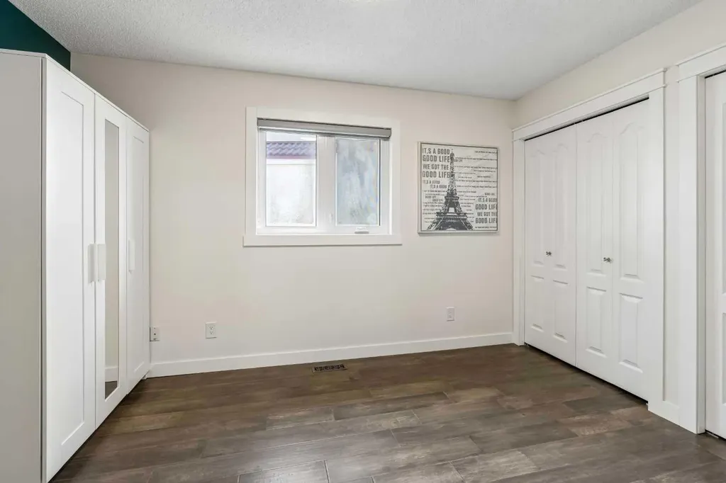147 Hamptons Heath NW Calgary AB T3A 5E8