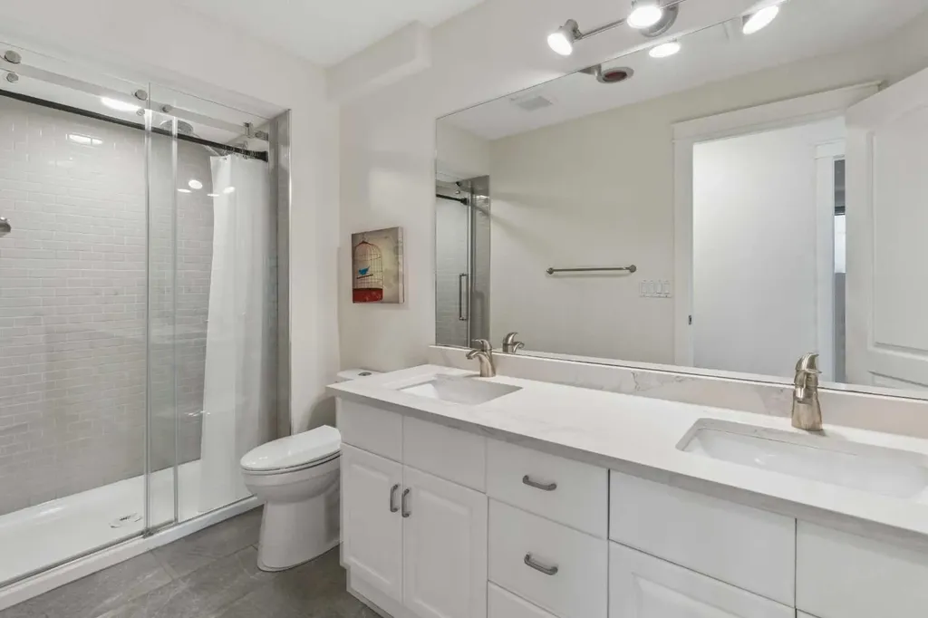 147 Hamptons Heath NW Calgary AB T3A 5E8