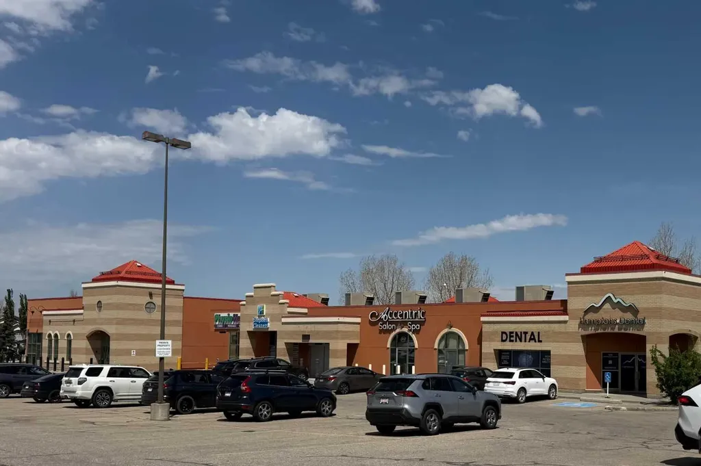 147 Hamptons Heath NW Calgary AB T3A 5E8