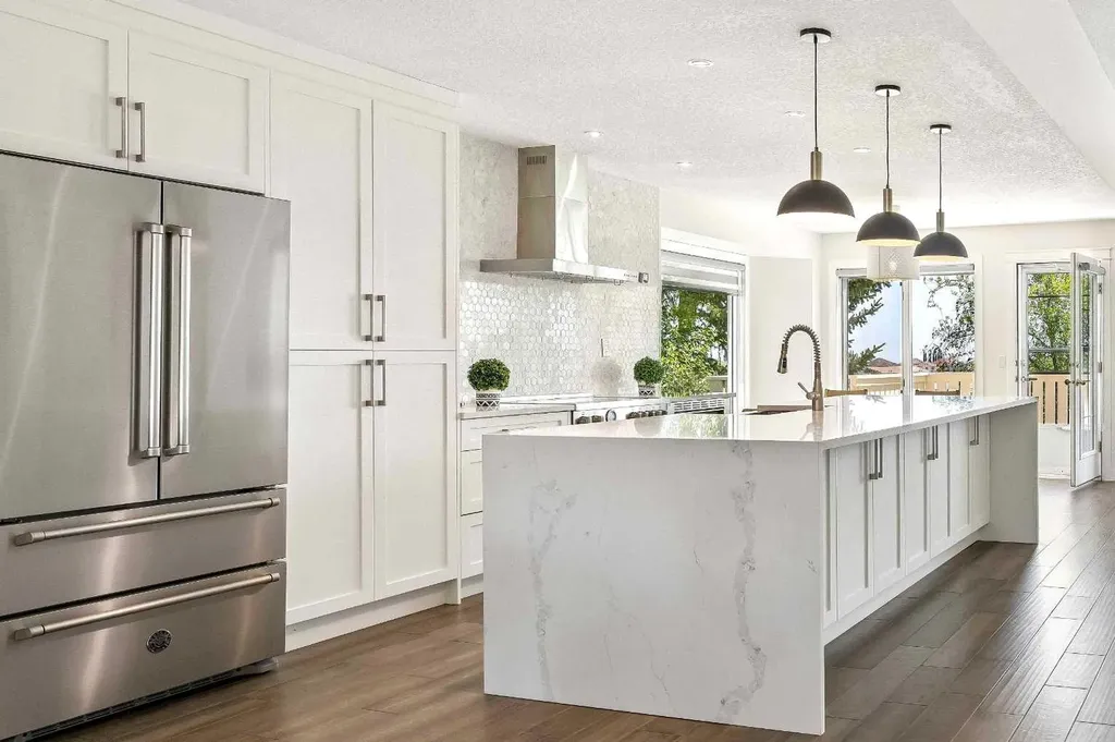 147 Hamptons Heath NW Calgary AB T3A 5E8