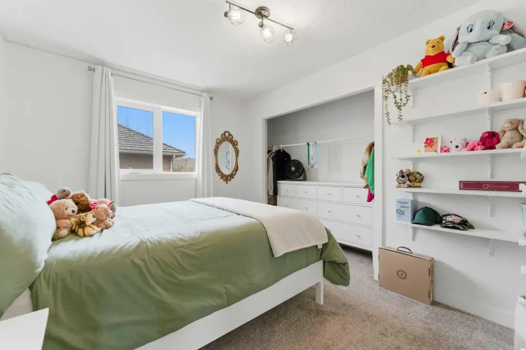 207 Gleneagles View Cochrane AB T4C2G5