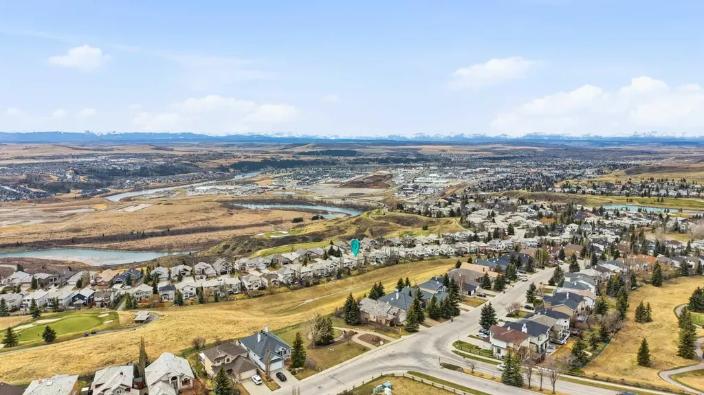 207 Gleneagles View Cochrane AB T4C2G5