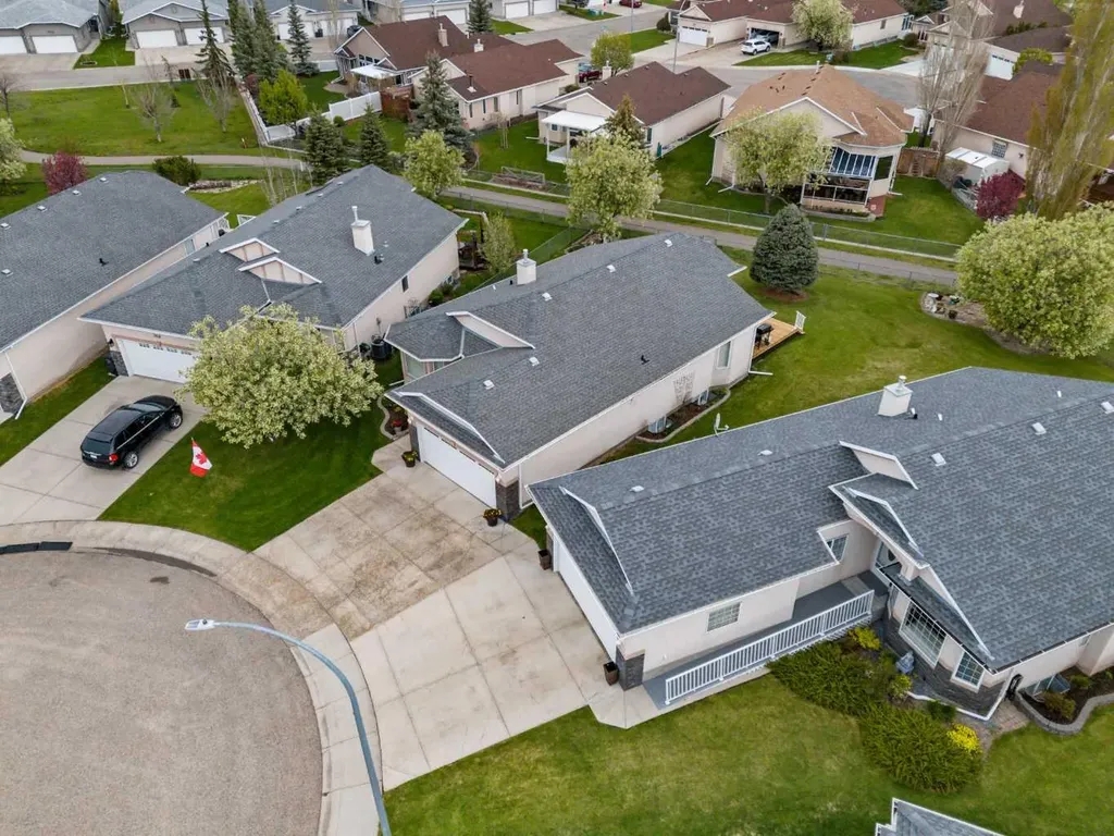 310 Riverside Garden NW High River AB T1V 1Y9