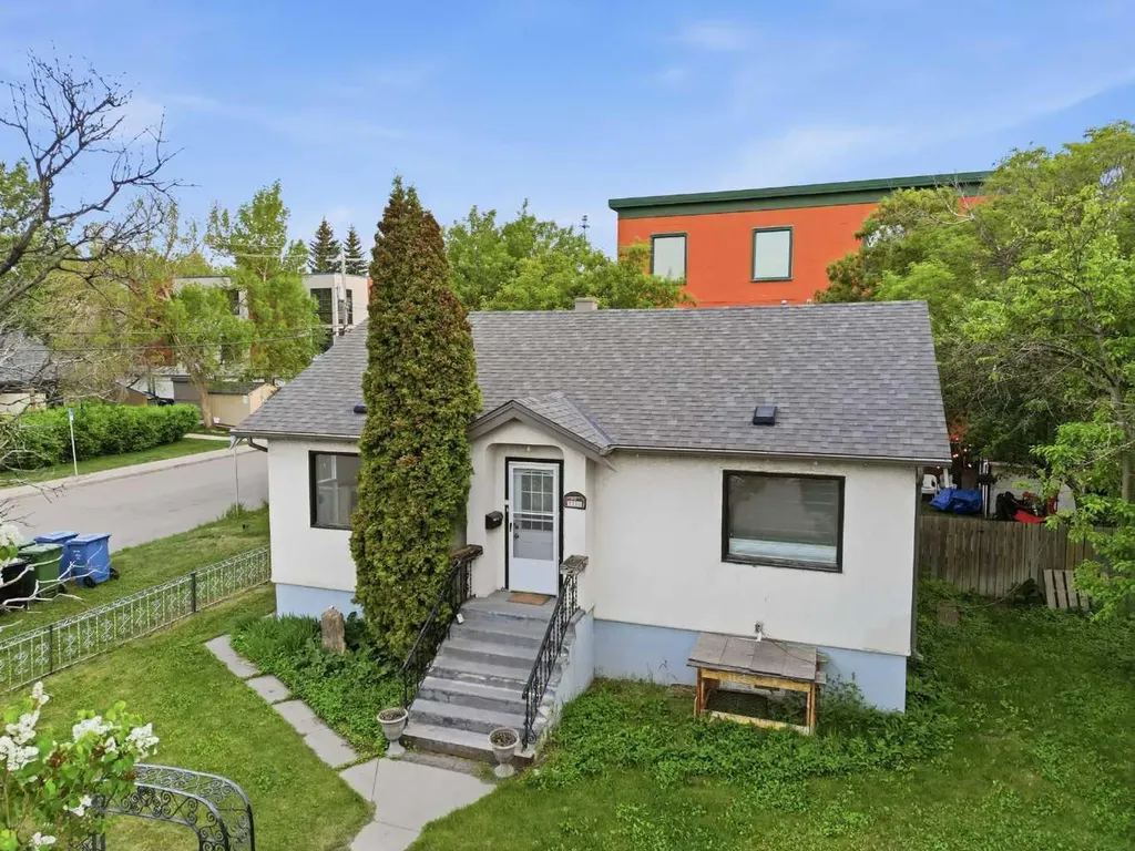 1339 11 Avenue SE Calgary AB T2G0Z6