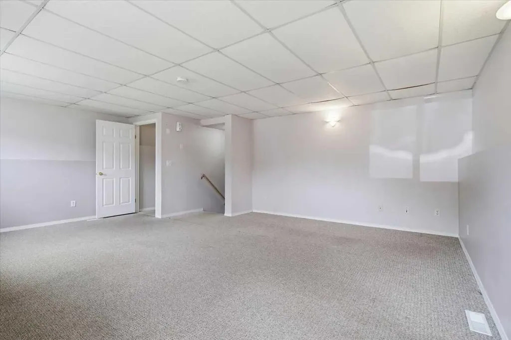10409 73 Avenue Grande Prairie AB T8W2M7