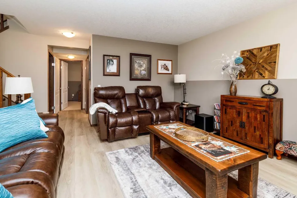 23 Oxley Close Red Deer AB T4P 0B8