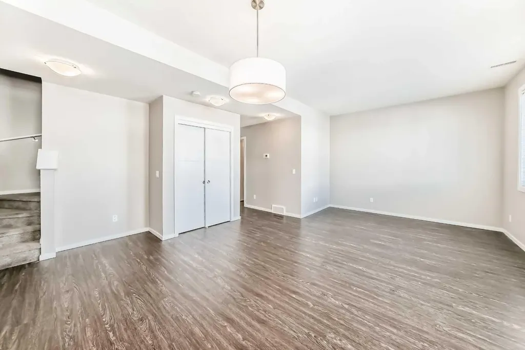 135 Redstone Walk NE Calgary AB T3N 1M6