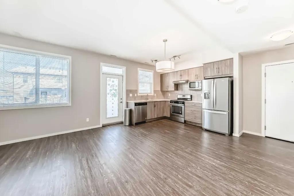 135 Redstone Walk NE Calgary AB T3N 1M6