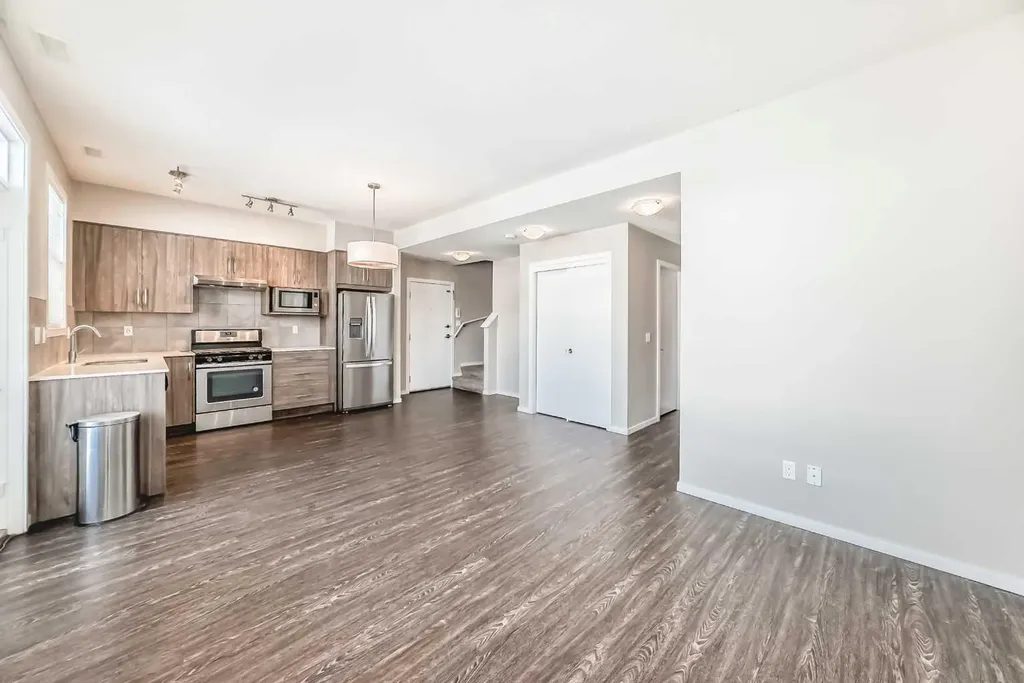 135 Redstone Walk NE Calgary AB T3N 1M6