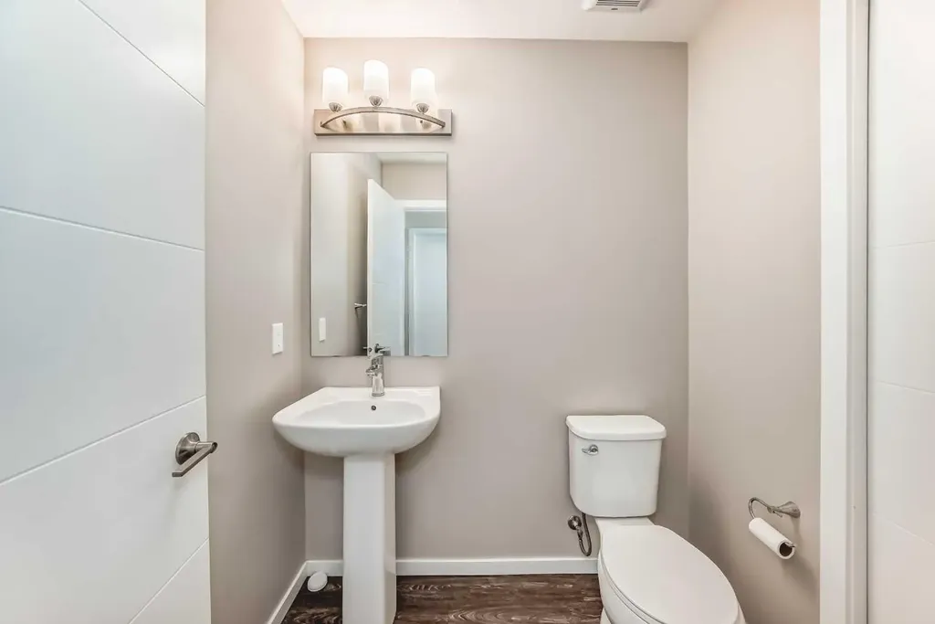 135 Redstone Walk NE Calgary AB T3N 1M6